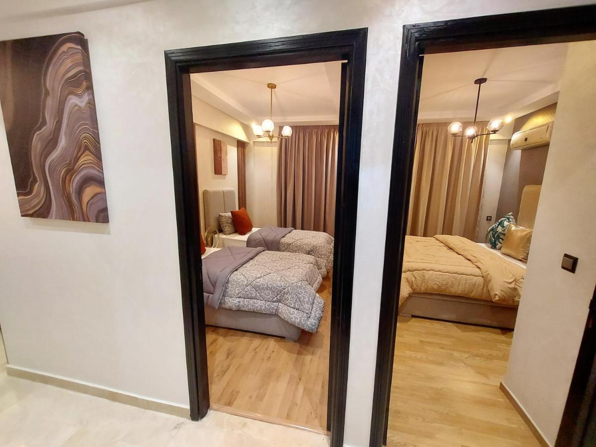 Modern Apartment Opposite The Hassan2 Mosque, Very Well Equipped And Stylish, 85 M2 With Gym And Direct Sea View With Underground Garage , Prohibits Unmarried Couples Of Arab Origin Касабланка Екстер'єр фото