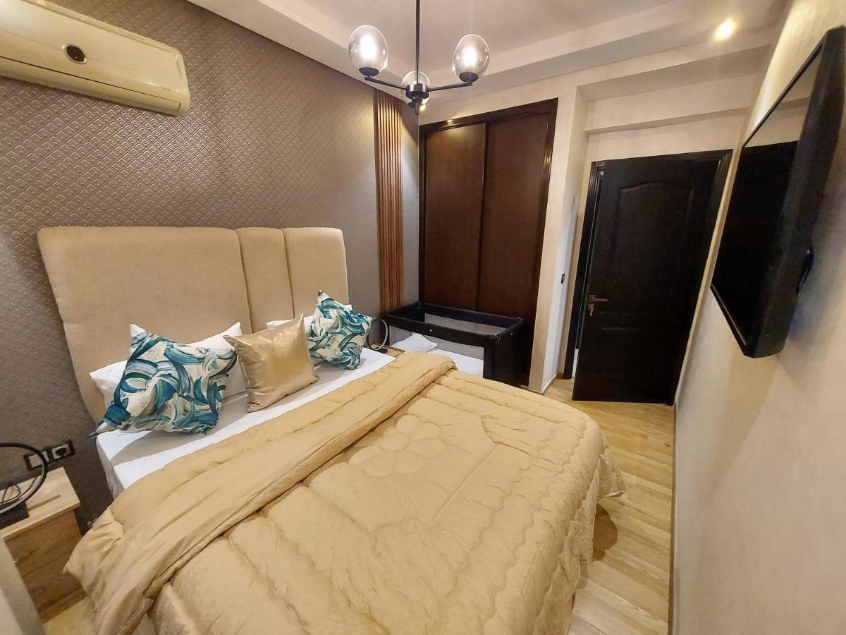 Modern Apartment Opposite The Hassan2 Mosque, Very Well Equipped And Stylish, 85 M2 With Gym And Direct Sea View With Underground Garage , Prohibits Unmarried Couples Of Arab Origin Касабланка Екстер'єр фото