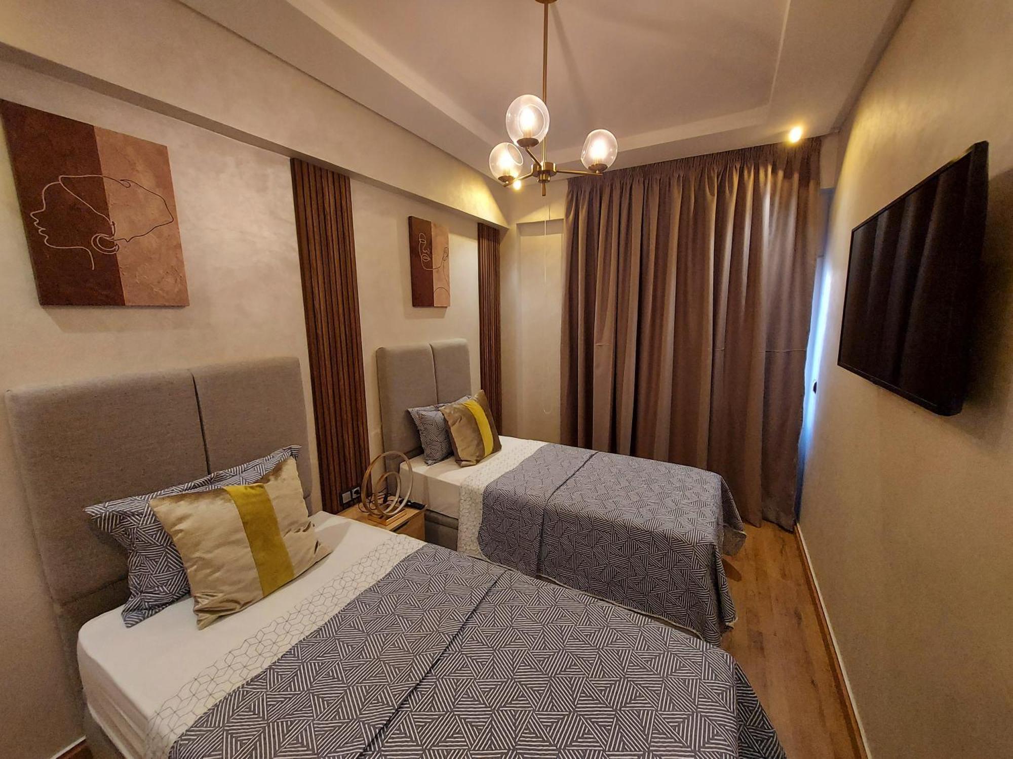 Modern Apartment Opposite The Hassan2 Mosque, Very Well Equipped And Stylish, 85 M2 With Gym And Direct Sea View With Underground Garage , Prohibits Unmarried Couples Of Arab Origin Касабланка Екстер'єр фото